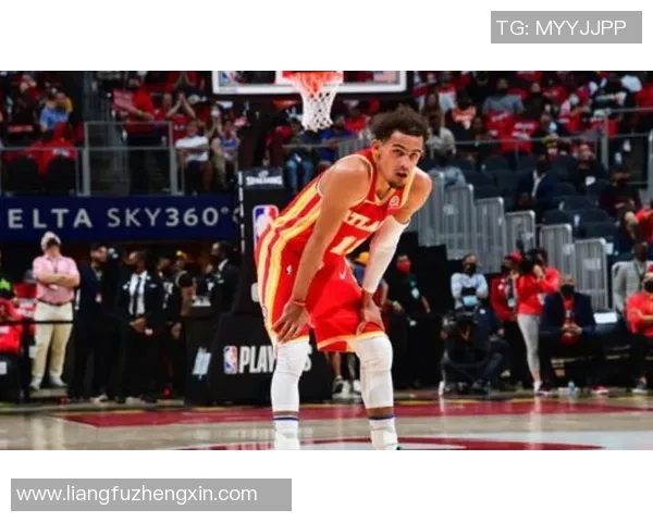 特雷杨带领老鹰队击败尼克斯队，篮球激情再燃！