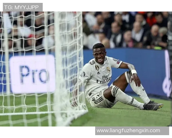 皇马3-1胜阿贾克斯晋级欧冠16强，莫德里奇破门助球队取得关键胜利